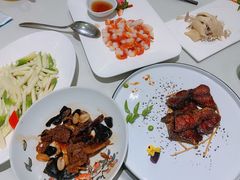 手剥河虾仁-蝶园·装修中(BFC外滩金融中心店)