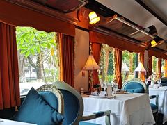 -火车头法国西餐厅