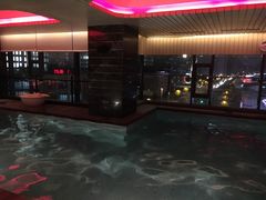 swimming&nbsp;po ol-上海外滩英迪格酒店