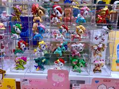 -泡泡玛特POPMART(杭州乐堤港店)
