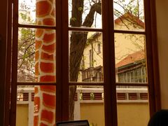 大堂-长颈鹿咖啡(大学路店)