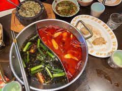 -居石捞·潮汕卤水火锅(南国明珠店)