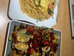 -喝丢一只鞋海鲜烧烤·海肠捞饭(东关街店)