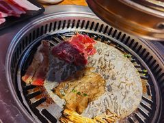 -枣玛露炭火烤肉脊骨锅
