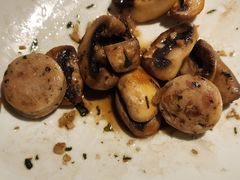 -MONICH牛排融合餐厅(和义大道购物中心店)