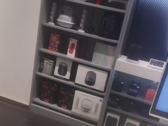-Apple授权专营店(宝山万达店)