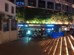 -龙治汉堡(中华城店)