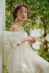 -Renee芮亦婚纱(原丽莎)