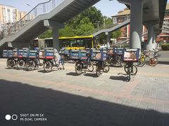 -达美乐比萨(朝阳路店)