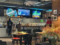 -JINNS锦时 steak&pizza(浸信会礼拜堂旧址店)