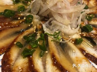 满口清香，但却一点也不腻。这个价位也很划算
