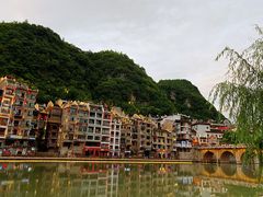 -古城苗家土菜馆(河景餐厅店)