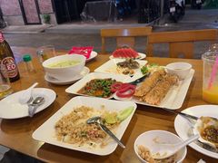 -两兄弟Song Pee Nong(2号店)