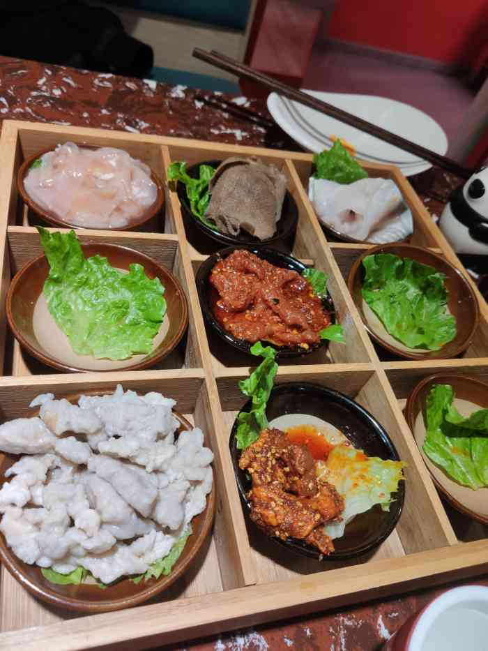 麻辣唐·九宫格diy麻辣烫-"倪家桥地铁口出来不远,一家非常巴适的小火