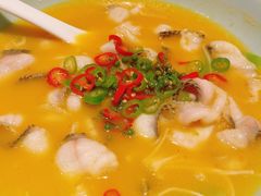 -港丽餐厅(来福士店)