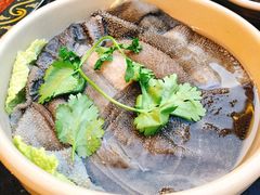 冰镇鲜毛肚-捞锅坝子老火锅(汽博中心店)