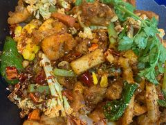 干锅牛蛙-靓蛙馆