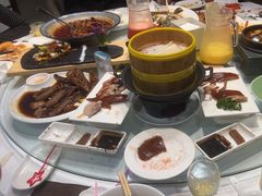 -胡记饭店(保工街店)