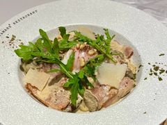 -Mark&Mars Restaurant