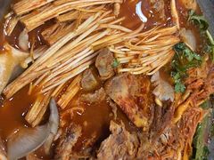 -喇喇排骨火锅·传统韩式脊骨汤(望京西园总店)