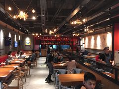 大堂-渝是乎酸菜鱼(龙旗购物中心店)