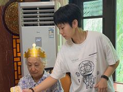 -鹊华居·地道鲁菜·海鲜·融合味(大明湖店)