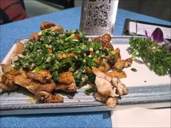 -香巴拉云南餐厅(华莱坞店)