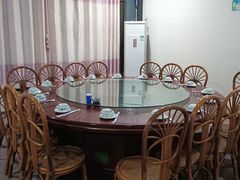 -东江湖游水三文鱼美食城