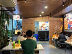 大堂-海岛八号龙虾烧烤田鸡(蓝天路总店)