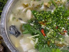 -廖哥泡椒兔(峨眉店)