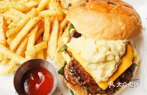 Freshly Grilled Burger Feast Bucket