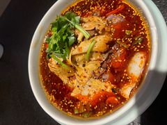 -万重锦·人文川菜馆(骡马市店)
