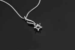 -威德钻石-克拉钻大本营(南京东路店)