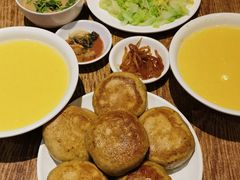 -清真吴记门钉肉饼·喜多利
