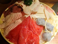 -城墙拐拐火锅(三峡广场黑金冠店)