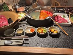 -三出山火锅(南京万象天地店)