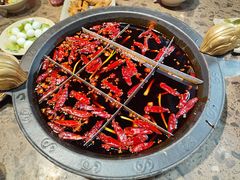 -渝大狮毛肚老火锅(解放碑店)