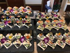 -大中华希尔顿酒店-念自助餐·嗨啤·小龙虾