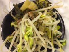 -轻捞慢起面馆(新世界百货店)