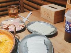 -洱火云南酸菜牛肉火锅(石景山当代商城店)