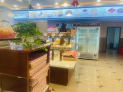 -红宝石·鲜奶小方·海派西点房(南丹店)