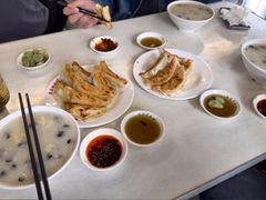 -劈柴院锅贴(沈阳路店)