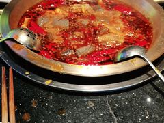 -潮火锅·麻辣牛肉火锅(观音桥方圆·LIVE店)