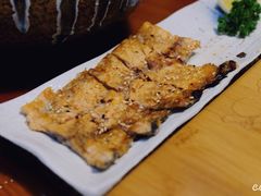 盐烤三文鱼皮-鳗鱼家·深夜食堂(军博店)