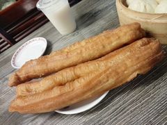 -车库美食餐厅