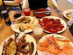 -怡咖啡海鲜自助餐厅(浦东香格里拉店)
