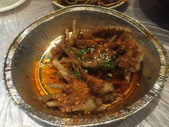 -巴厘龙虾·榜首油焖大虾(音乐学院·沿江酒馆店)