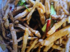 -那家老院子东北菜·饺子·小鸡炖蘑菇(艳华街店)
