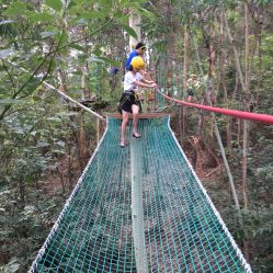 -成都飞越丛林(锦绣城园区)