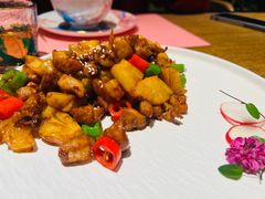 凤梨鸡腿肉-甜阿姨·天台花园私房菜(万松园店)
